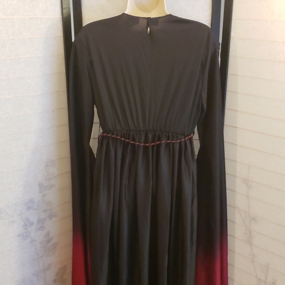 SPIRIT HALLOWEEN BLOOD VAMPIRE COSTUME - Picture 5 of 8